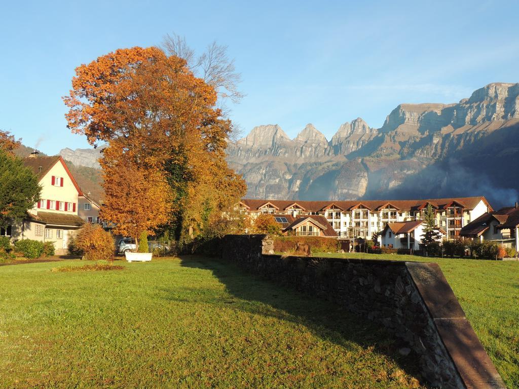 Spring Inn Flums Bagian luar foto